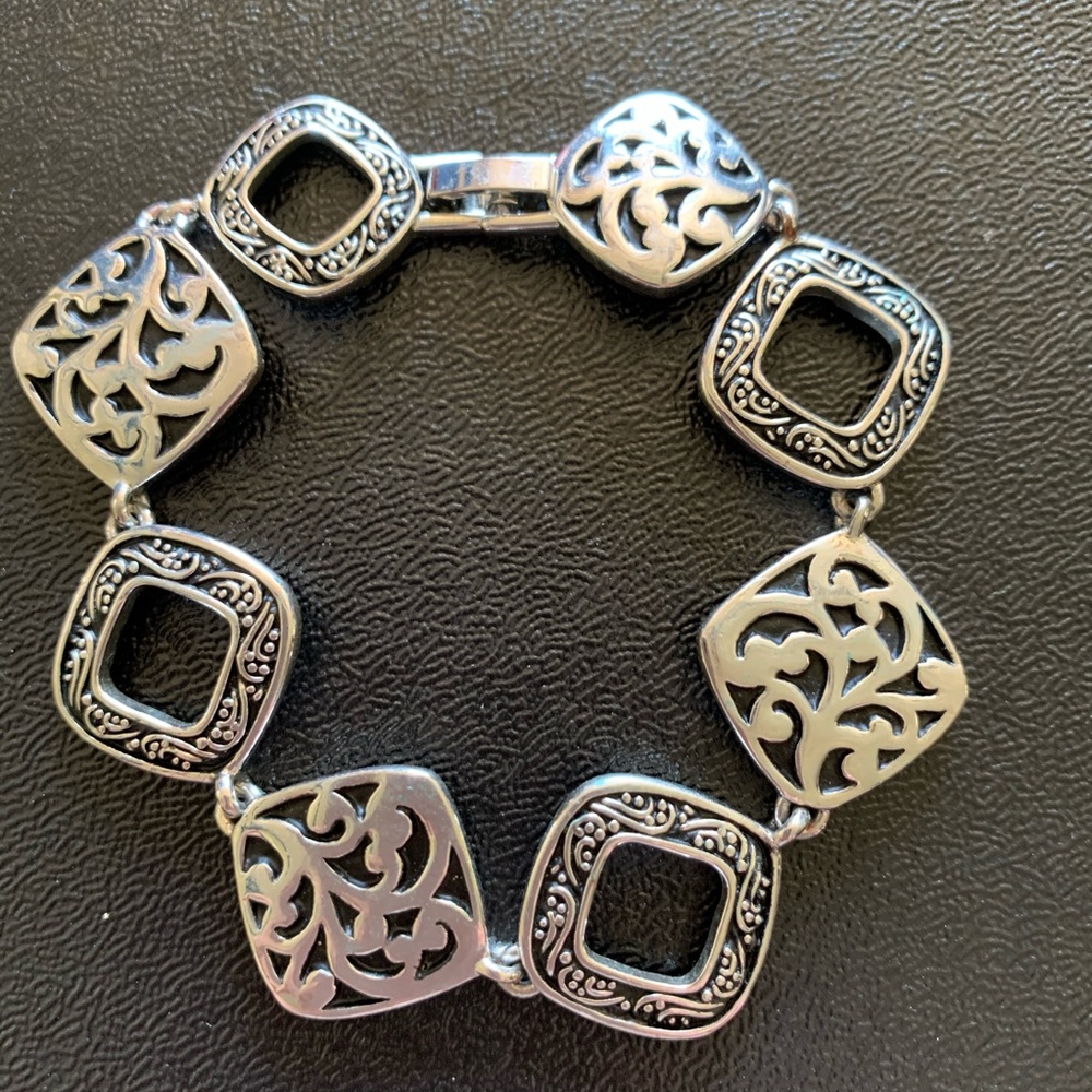 Lia Sophia bracelet